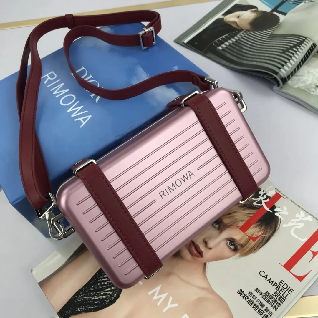 Designer Handbags DR 084
