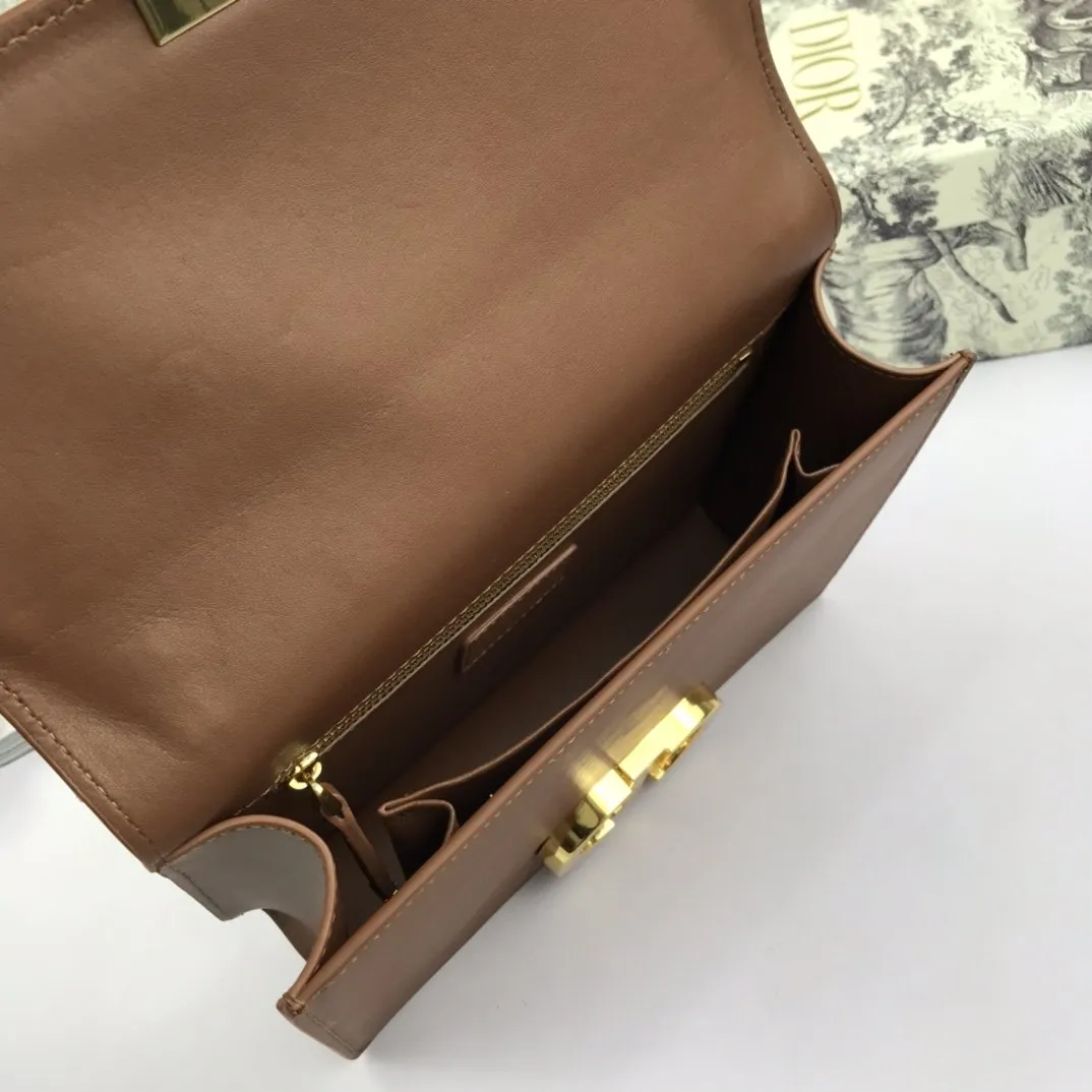 Designer Handbags DR 087