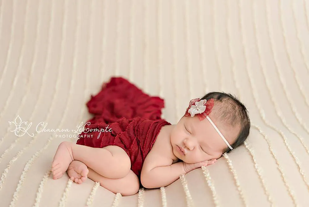 Ruffle Stretch Knit Wrap in Red